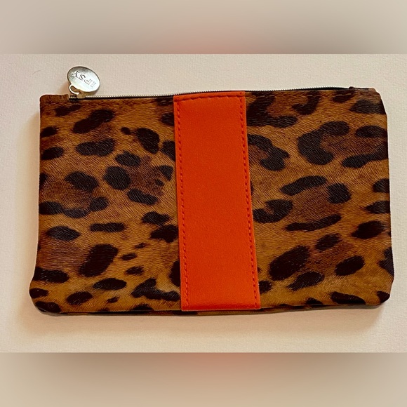 Ipsy Leopard & Orange Print Glam Bag 2022 - Picture 2 of 7